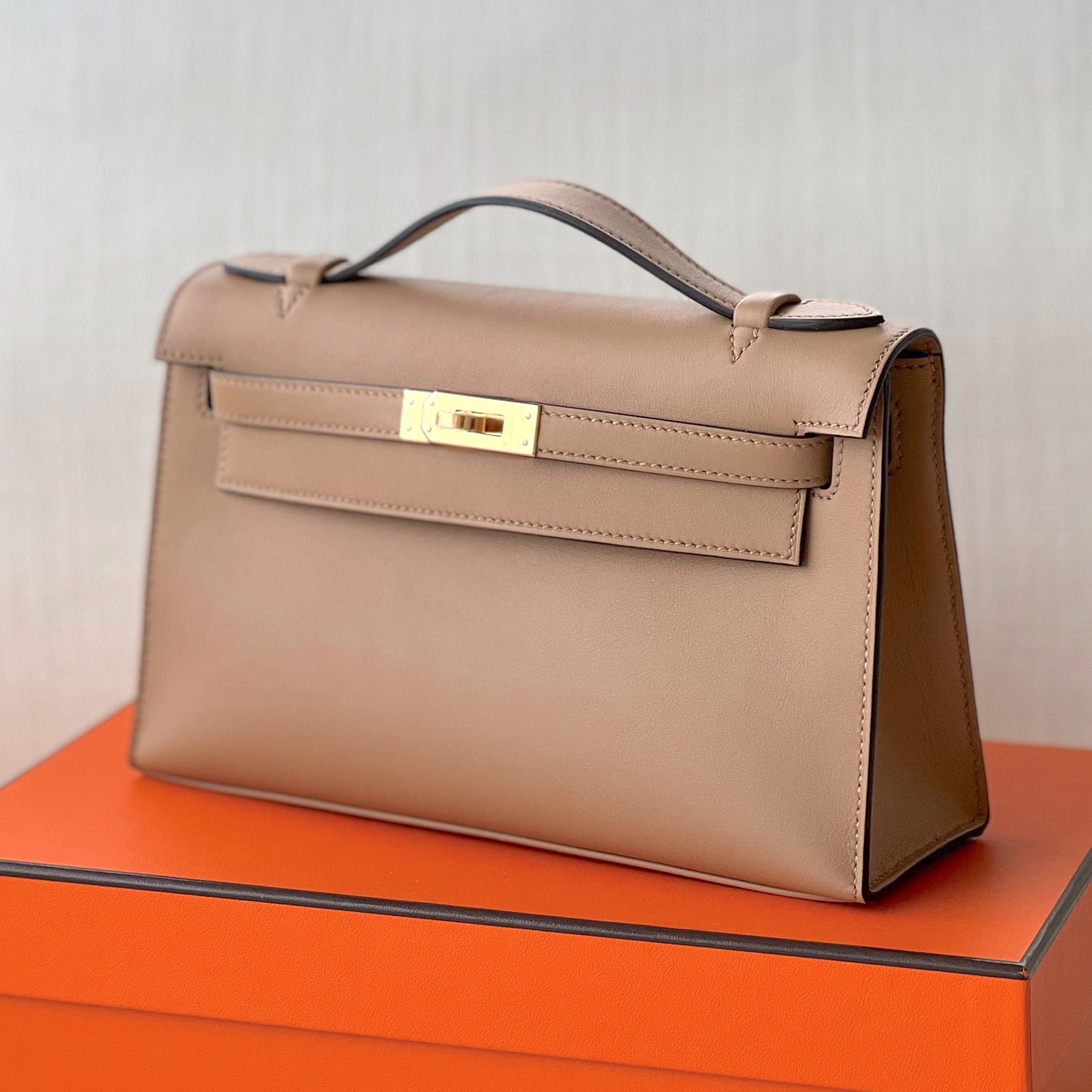 Hermes Kelly Mini Clutch In Chai Swift Leather And Gold Hardware