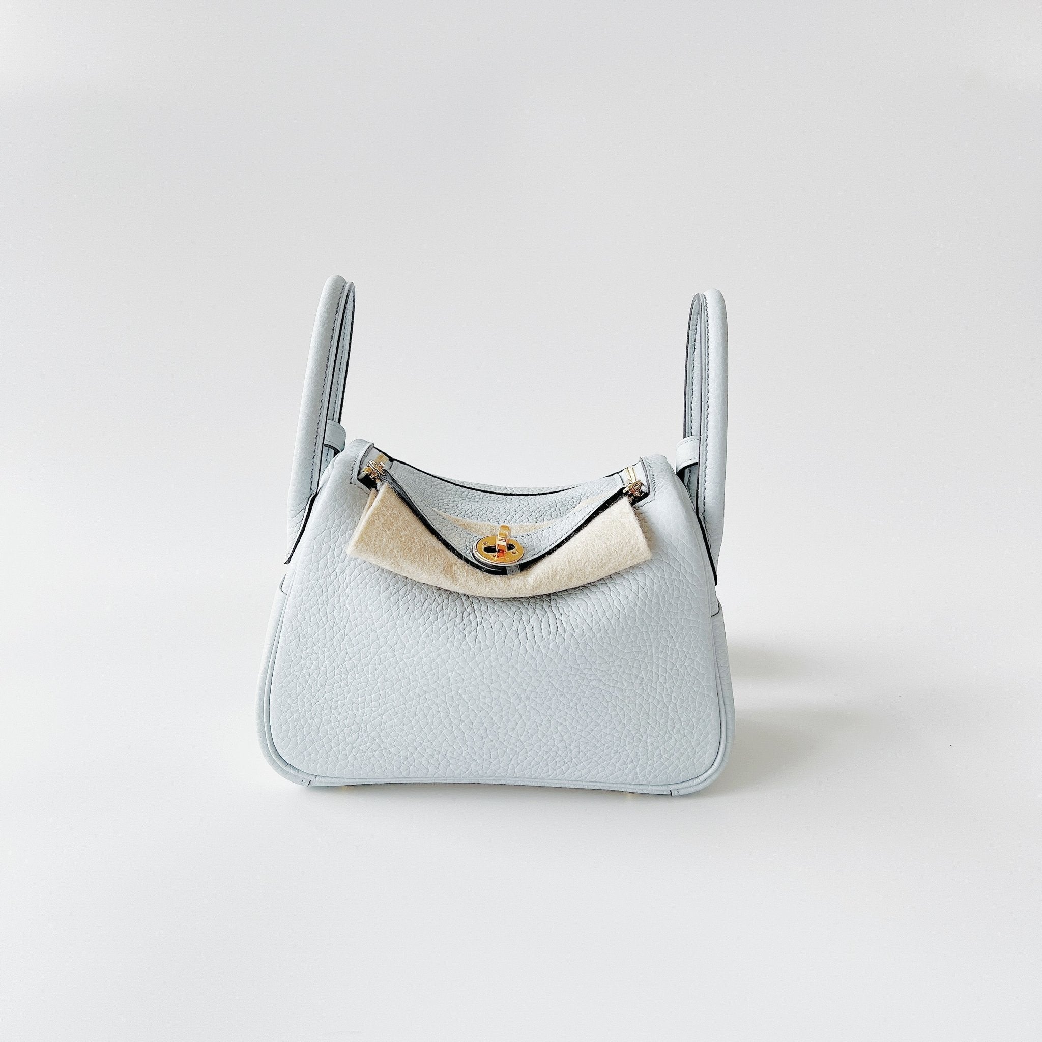 Hermès Mini Lindy 20 In Bleu Pale Clemence With Gold Hardware in White