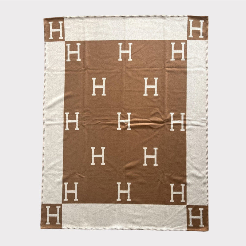 Hermes Avalon Throw Blanket In Écru and Camel, Brown, Merino Wool