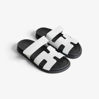 Hermès Women's Chypre Sandal, 38, Blanc