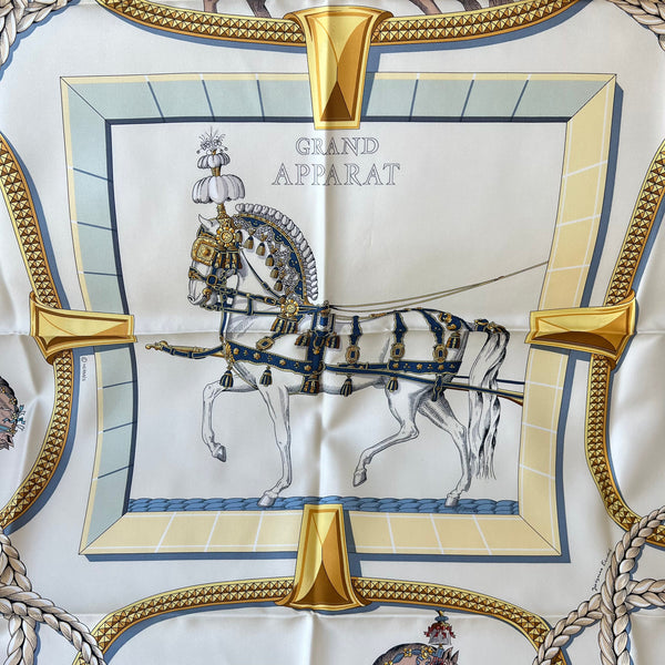 Hermes Grand Apparat Forever Scarf 90, Crème, Gold And Multicolore
