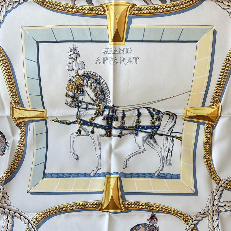Hermes Grand Apparat Forever Scarf 90, Crème, Gold And Multicolore