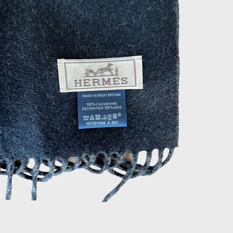 Hermès Lucky Charm Muffler In Flanelle And Noir, 100% Cashmere