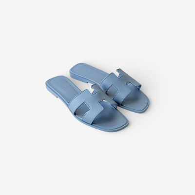 Hermès Women's Oran Sandal, 40, Bleu