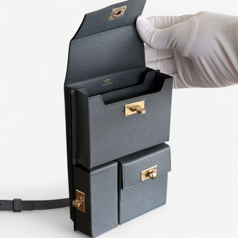 Hermès Kelly Multi-Pocket To Go Pouch, Gris Misty, Permabrass Hardware, K Stamp