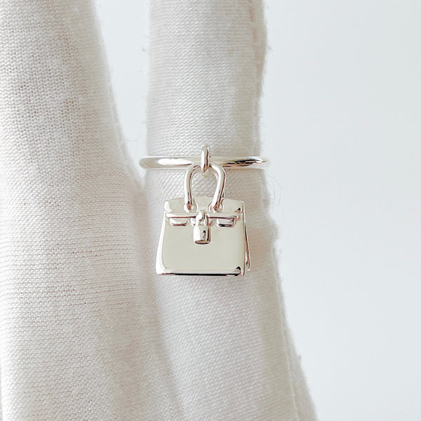 Hermes Amulettes Kelly Ring In Silver, Size 52 - Found Fashion