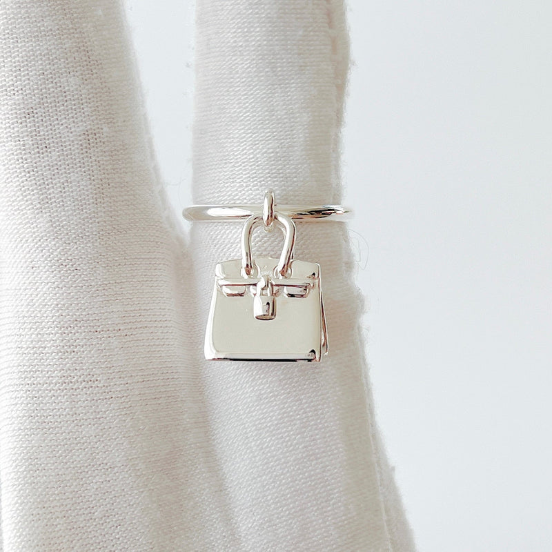 Hermes Amulettes Kelly Ring In Silver, Size 52 - Found Fashion