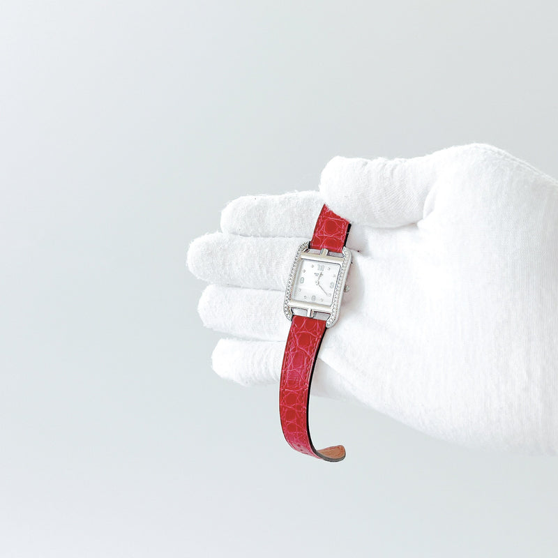 Hermes Cape Cod Watch With Diamonds And A Red Croc Strap, Small, 31mm - Found Fashion