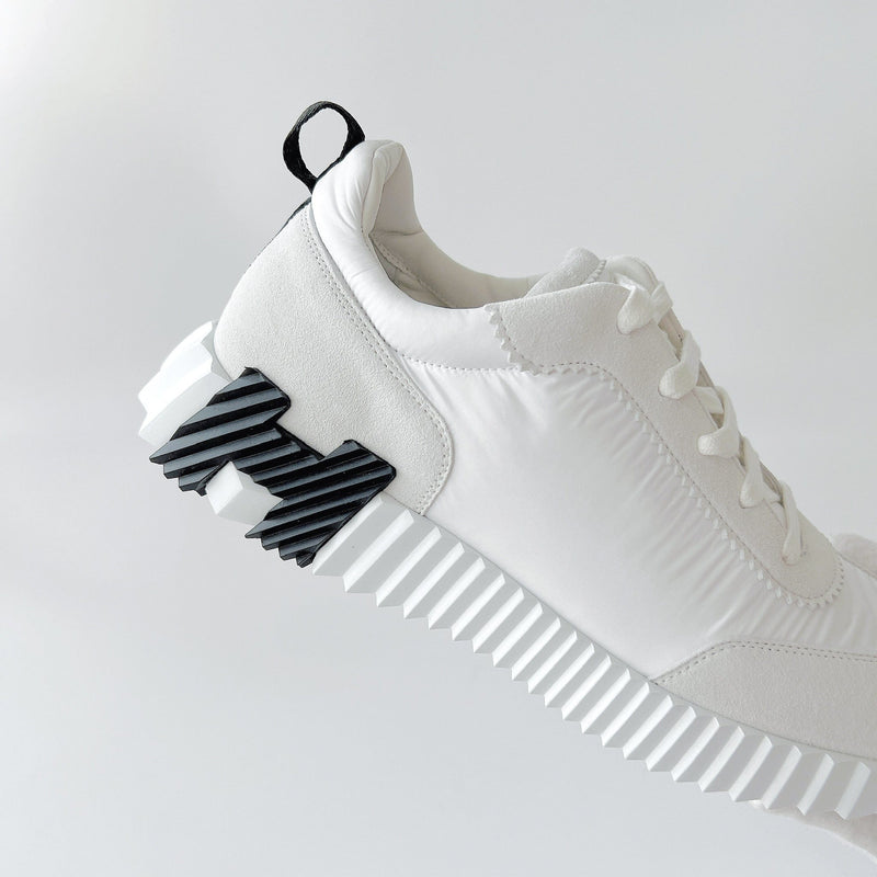 Hermes Men's Bouncing Sneaker In White And Black, Size 43 - Found Fashion
