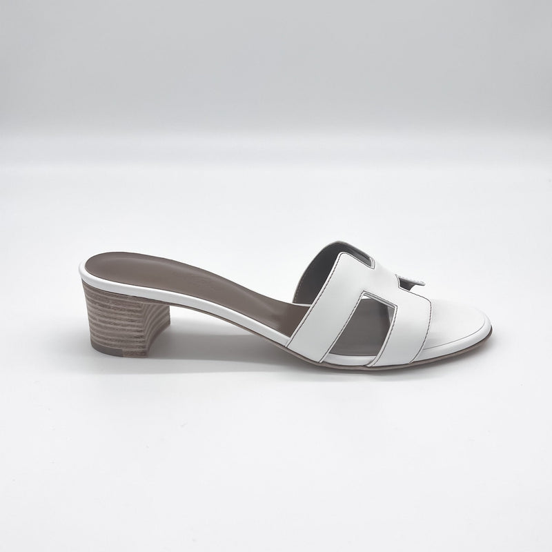 Hermès Oasis Sandal | White | Size 38.5