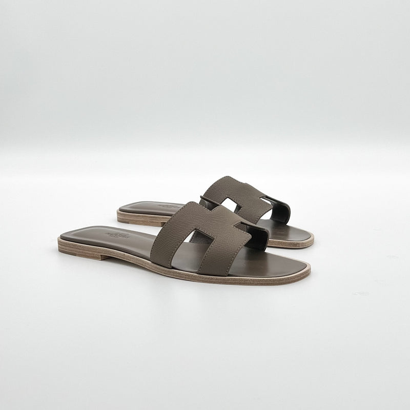 Hermès Oran Sandal | Etoupe