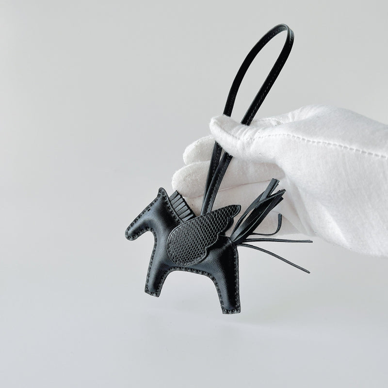 Hermes Rodeo Pegase PM In Black With Touch Lizard Skin - Found Fashion