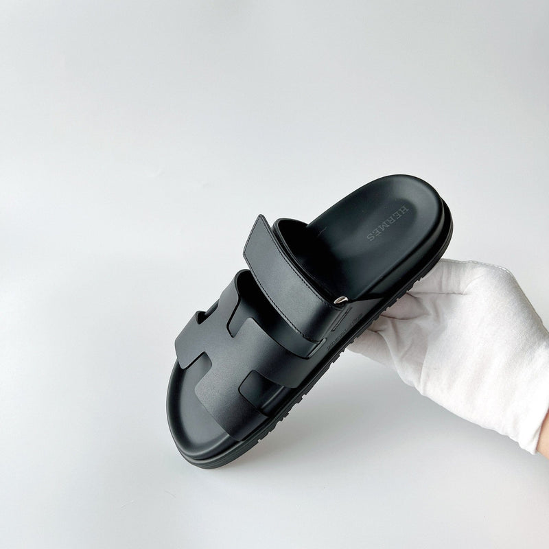 Hermes Women’s Chypre Sandal In Black | Size 39.5 EU - Found Fashion