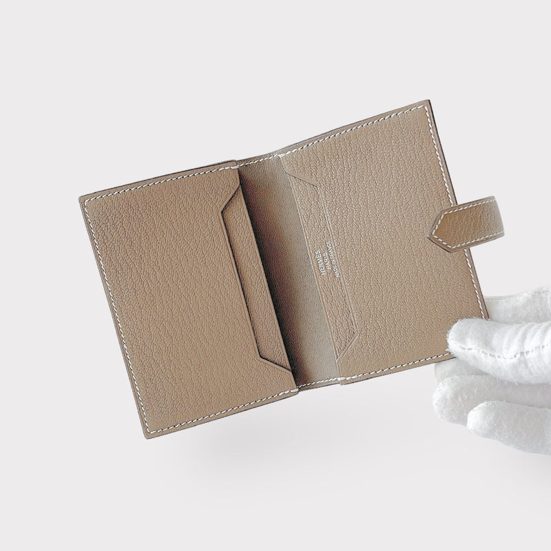 Hermes Bearn Cardholder In Etoupe With Palladium Closure
