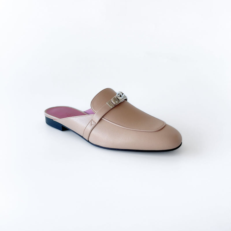 Hermes Women's Oz Mule In Beige Nude and Pink With A Silver Buckle, Size 38