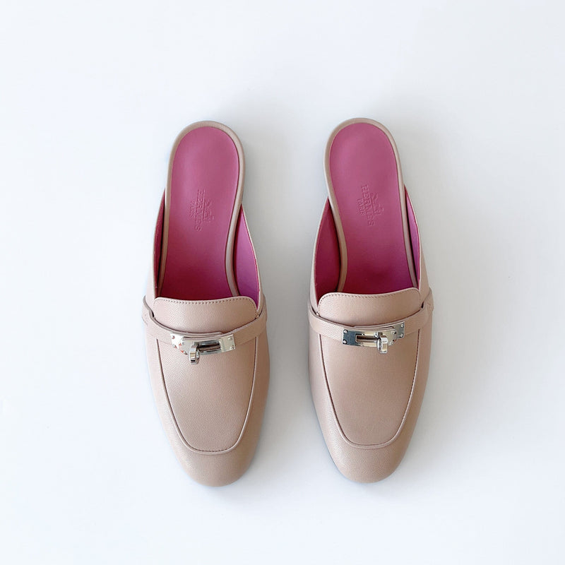 Hermes Women's Oz Mule In Beige Nude and Pink With A Silver Buckle, Size 38