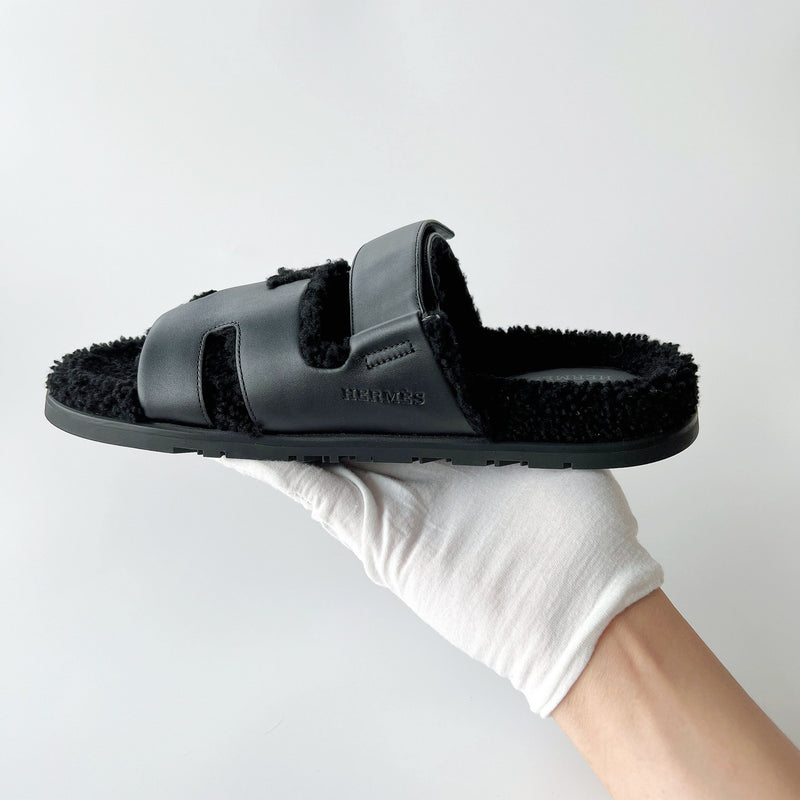 Hermes Chypre Fur Sandal | Woolskin Black | Size 42 - Found Fashion