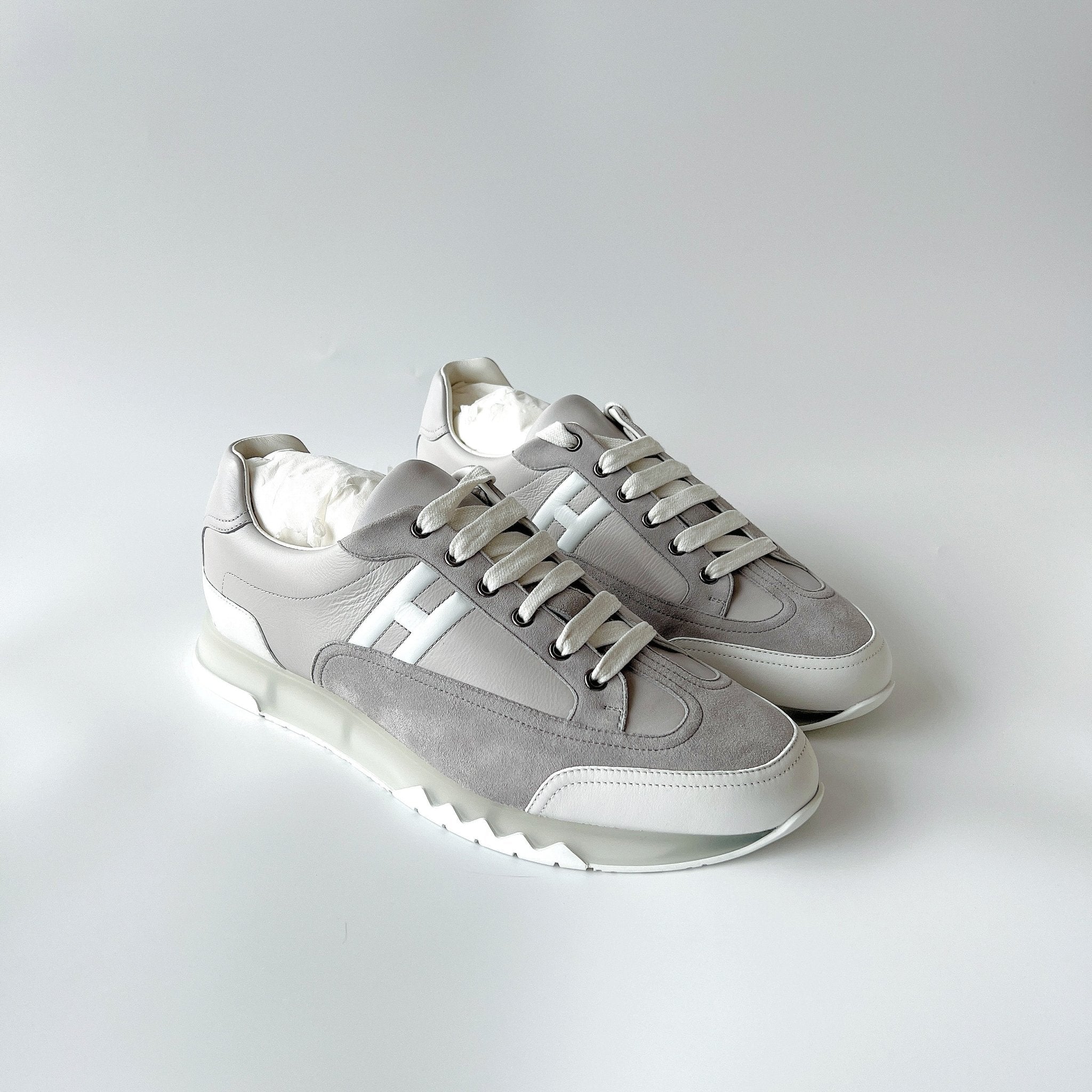 Hermès Homme Trail Sneaker | Grey and White | Size 45 – Found Fashion