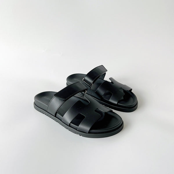 Hermes Women’s Chypre Sandal In Black | Size 37.5 EU - Found Fashion