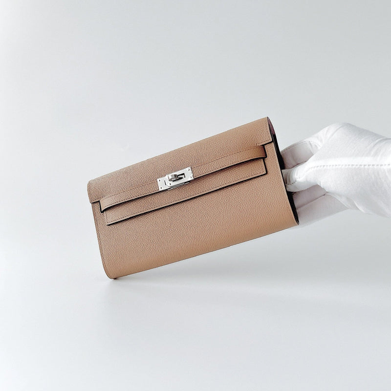 Hermès Kelly To Go Vero In Chai And Mauve Sylvestre Epsom With Gold  Hardware in White